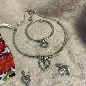 Brighton “retired” pearl necklace, bracelet and post earrings set.